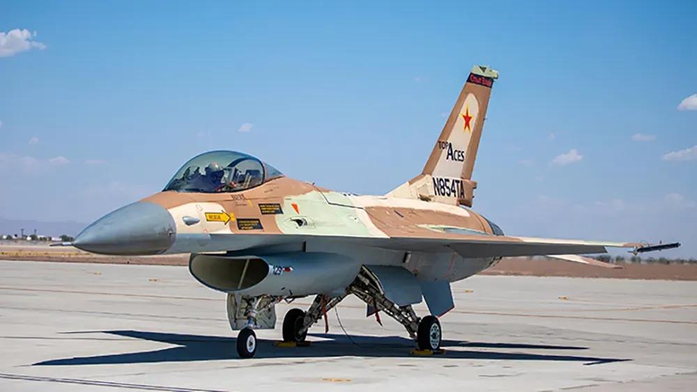 ئەمریکا فڕۆکەی ئێف ١٦ دەنێرێتە رۆژھەڵاتی ناوەڕاست