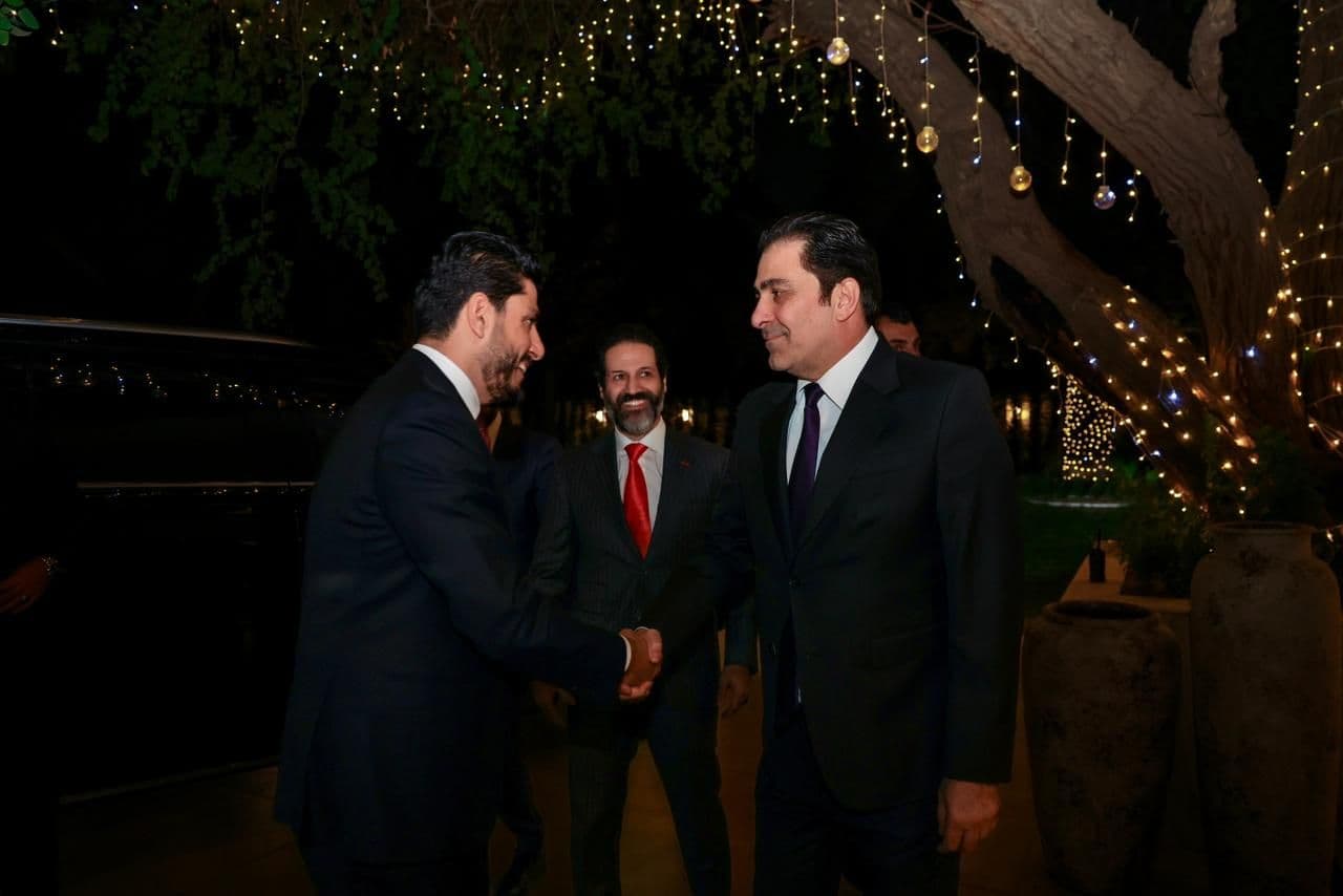 article gallery image