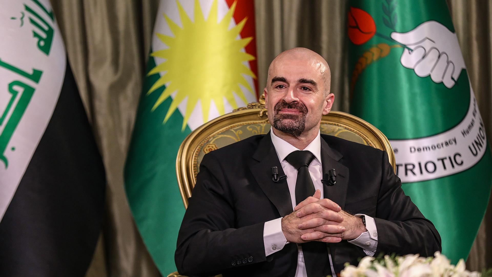 بافڵ جەلال تاڵەبانی پیرۆزبایی لە محەمەد حاجی مەحمود دەکات