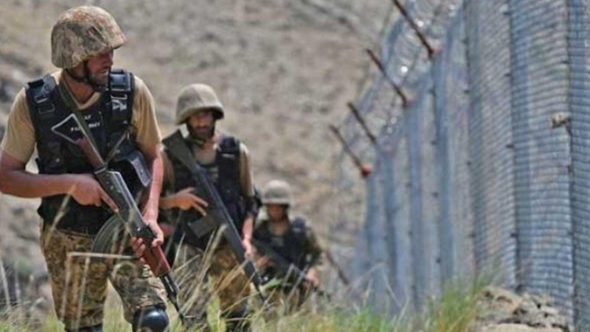 سوپای پاکستان راگەیەندراوێكی لەسەر شەڕ و پێكدادانەکانیان لەگەڵ تاڵیبان بڵاوکردەوە