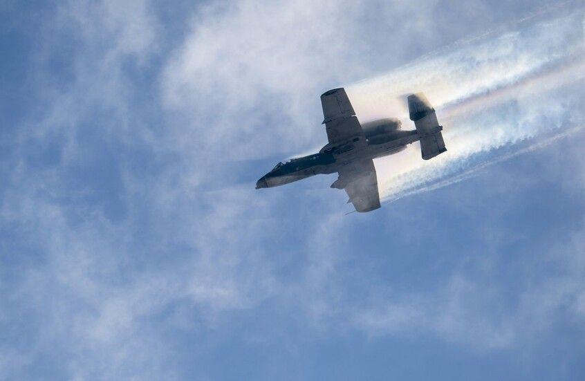 لحماية مواقعها وشركائها.. أمريكا تنشر مقاتلات "الخنزير" في أجواء الشرق الأوسط