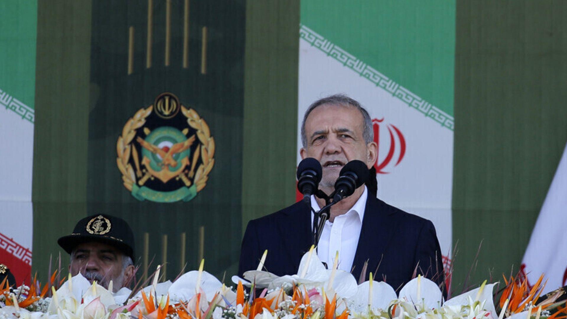 پزیشکیان: شۆڕشیک لە بازرگانی لە نێوان چین و ئاسیای ناوەڕاستدا دروست دەکەین