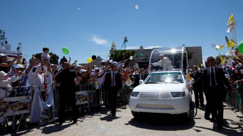 تحويل سيارة البابا فرنسيس الى عيادة لأطفال غزة بناء على وصيته