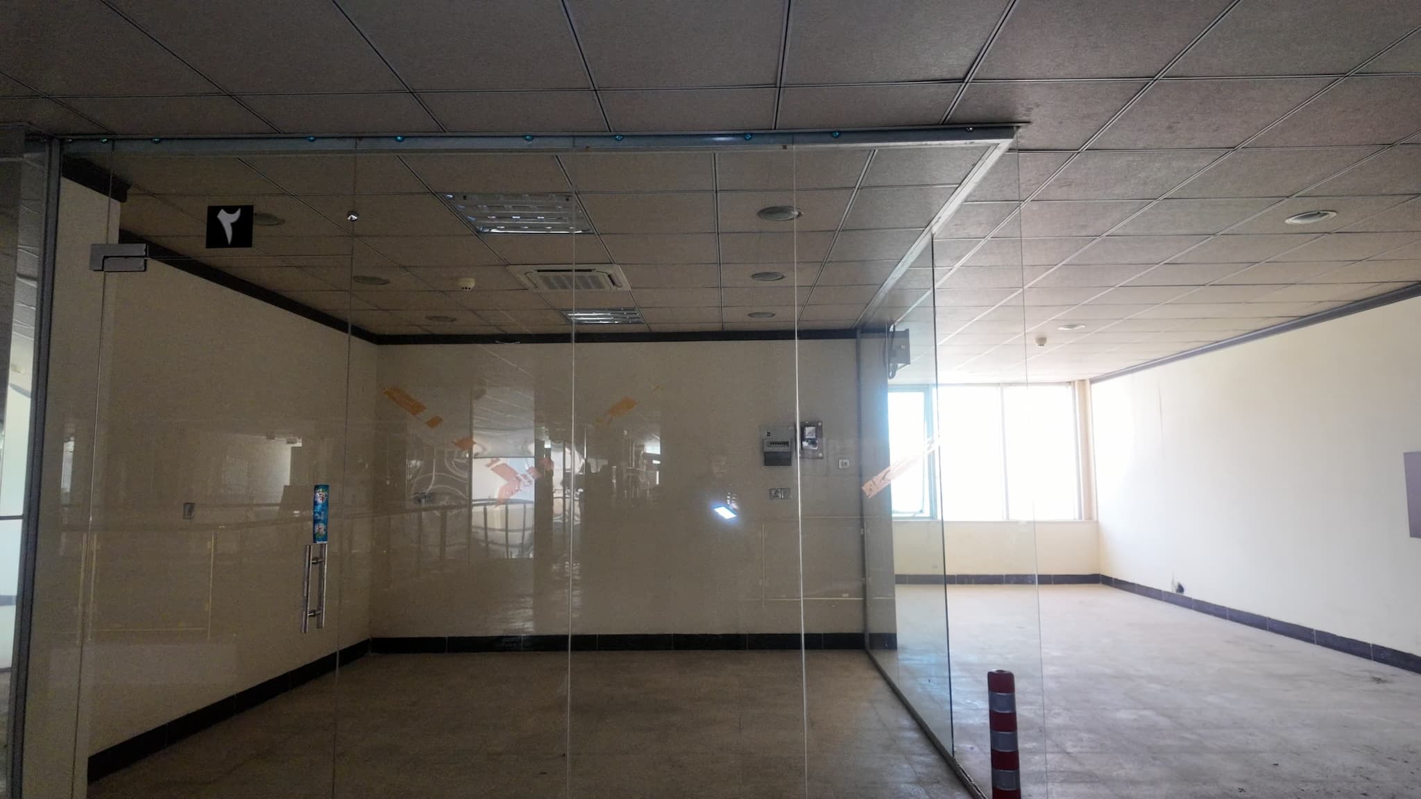 article gallery image