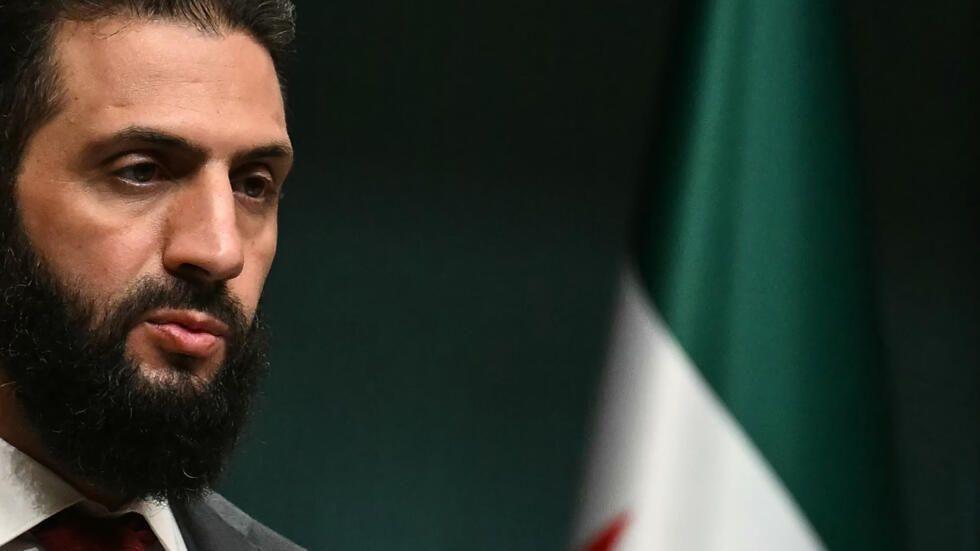 ئەحمەد شەرع: هەزاران خۆبەخش پەیوەندییان بە سوپای نوێی سوریاوە کردووە