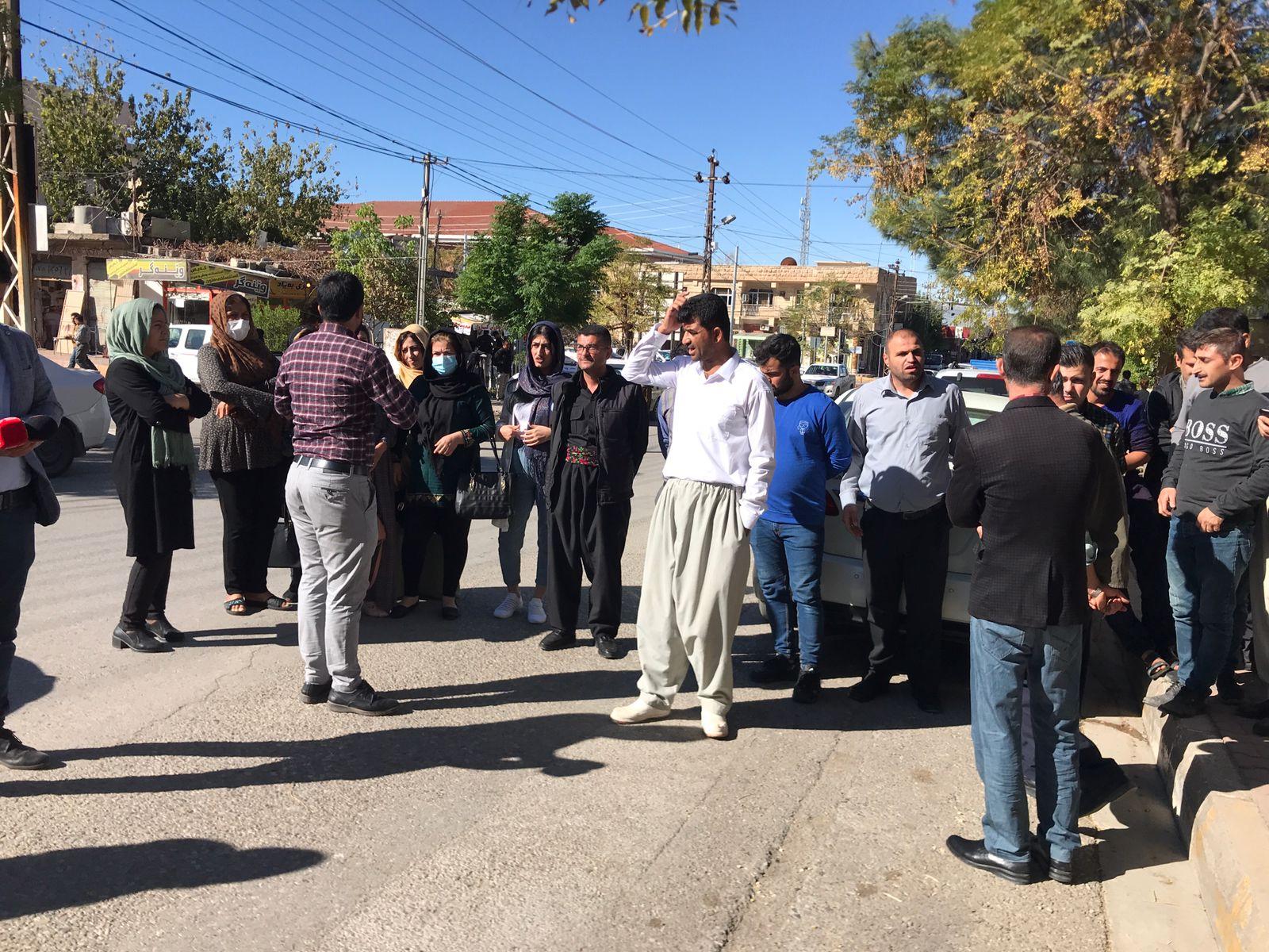 فەرمانبەرانی گرێبەست داوا دەكەن گرێبەستەكانیان بكرێت بە هەمیشەیی 