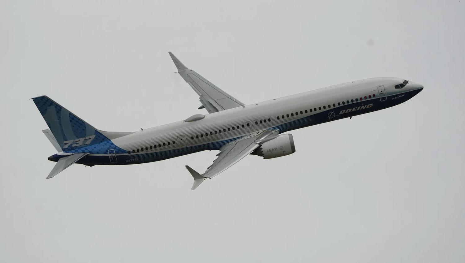 ئەمریکا و تورکیا و یەکێتی ئەوروپا گەشتە ئاسمانییەکانیان بە فڕۆکەی بۆینگ ٧٣٧ راگرت