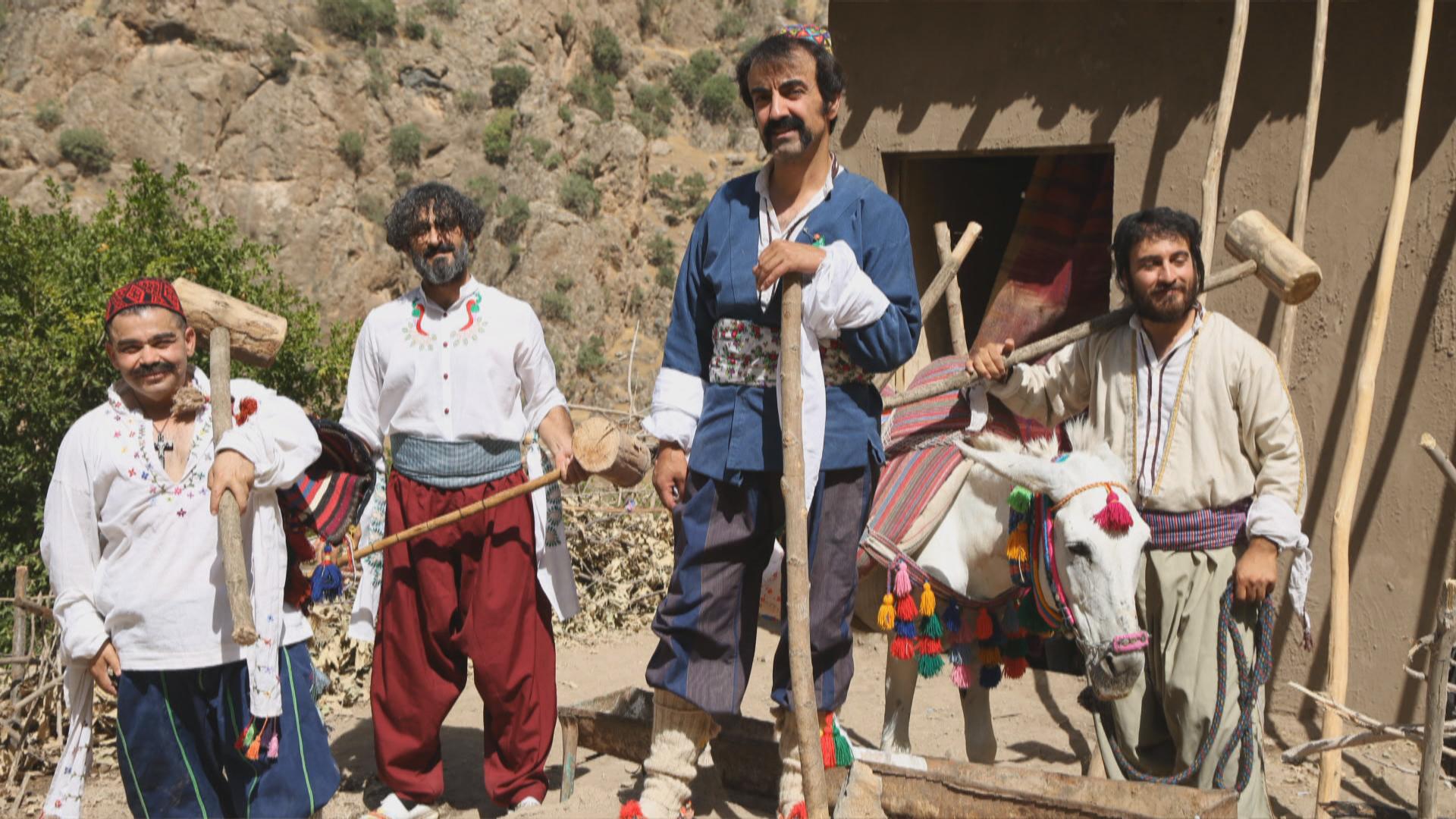 کەناڵی کوردسات نوێترین ڤیدیۆ کلیپی ھونەرمەند ئاراس بڵاودەکاتەوە