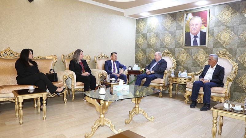 حزبی سۆسیال دیموکراتی سوید خول بۆ سەرکردە و کادرانی یەکێتی دەکاتەوە