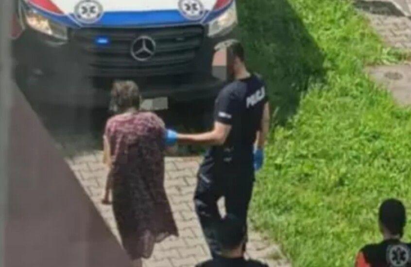 العثور على امرأة محتجزة من قبل والدها منذ ربع قرن