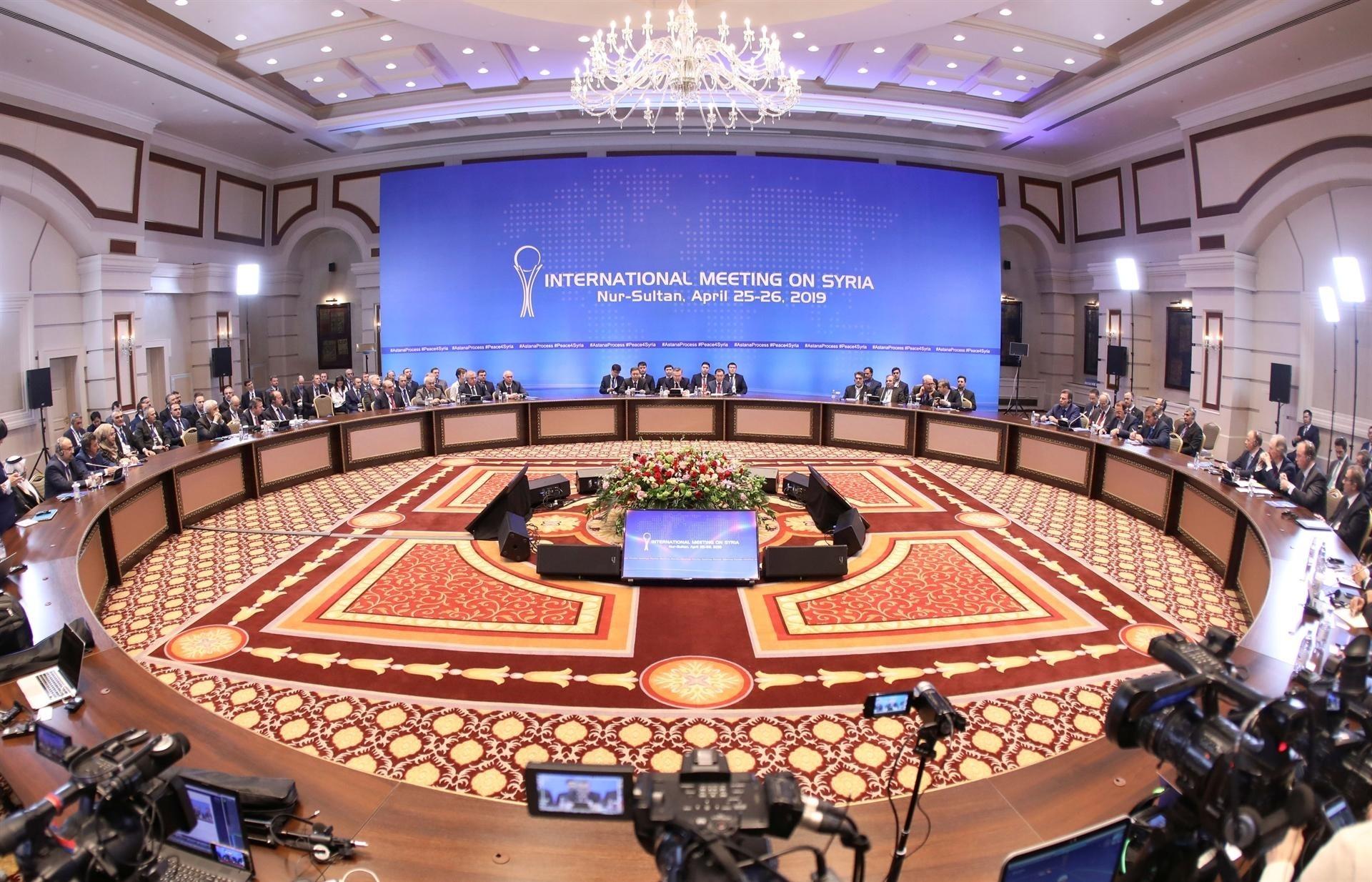 ١٦یەمین خولی دانوستانەکانی ئەستانە سەبارەت بە سوریا بەڕێوەدەچێت