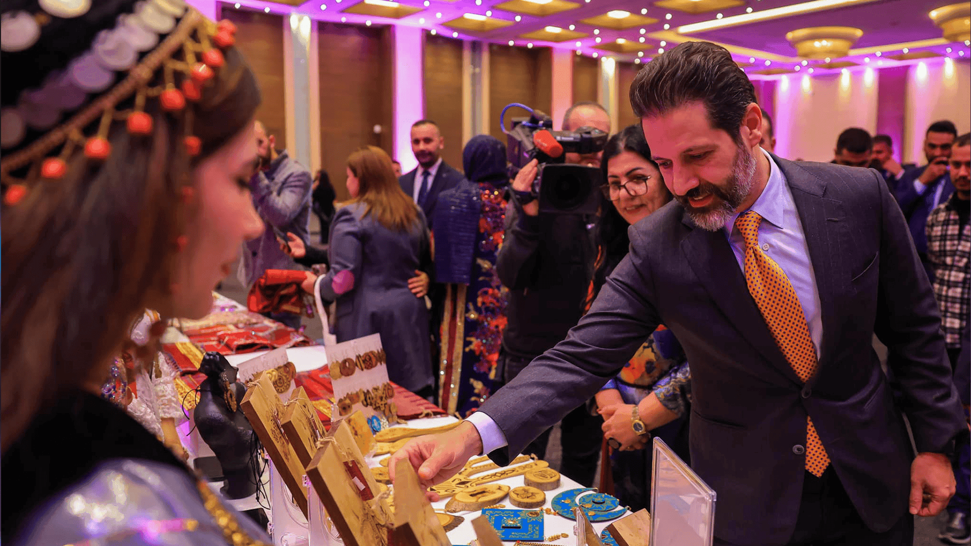 قوباد تاڵەبانی: پیشەسازی دەستی تەعبیر لە كلتور و داب و نەریتی سەدان ساڵەی نەتەوەكەمان دەكات

