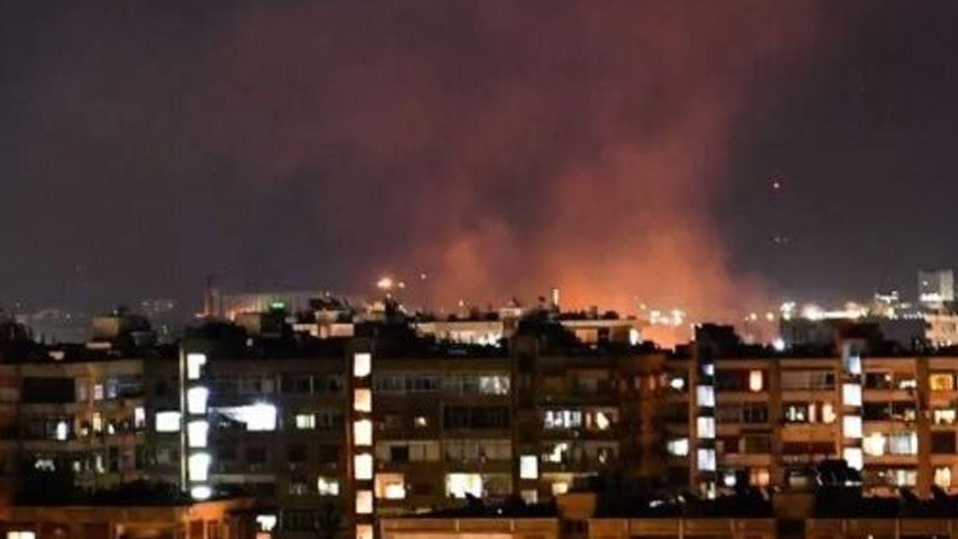 میدیاکانی سوریا: چەند تەقینەوەیەک پایتەختی دیمەشقیان هەژاند و بریندار هەیە