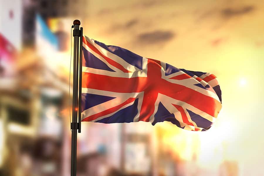 بەریتانیا داوا لە ھاووڵاتیانی دەکات جگە لە ھەرێم سەردانی شارەکانی عێراق نەکەن