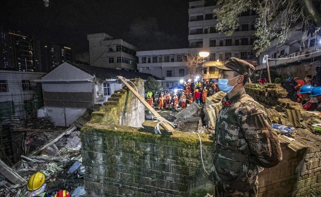 بەھۆی تەقینەوەیەک لە چین ١٦ کەس گیانیان لە دەستدا و ١٠ی تریش برینداربوون