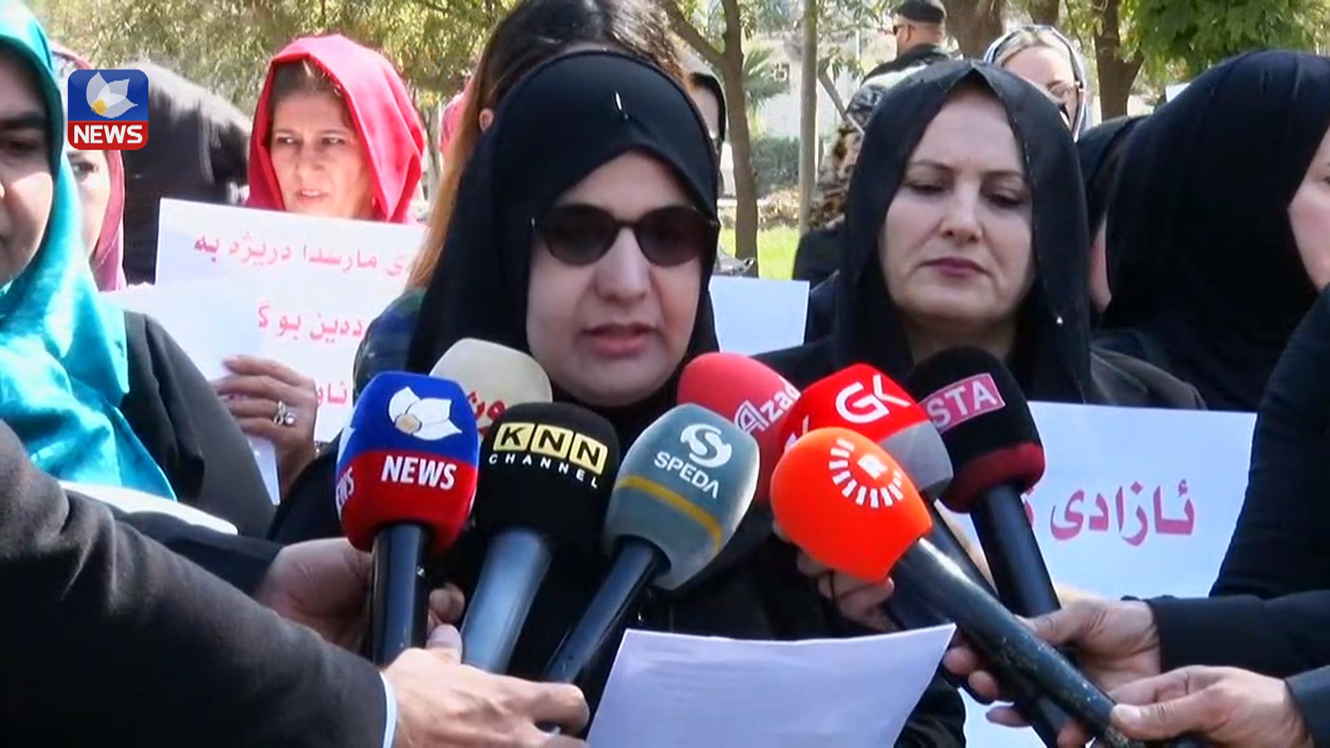 ڕێکخراوەکانی ژنان لە گەرمیان داوای قەدەغەکردنی چەکی بێ مۆڵەت دەکەن