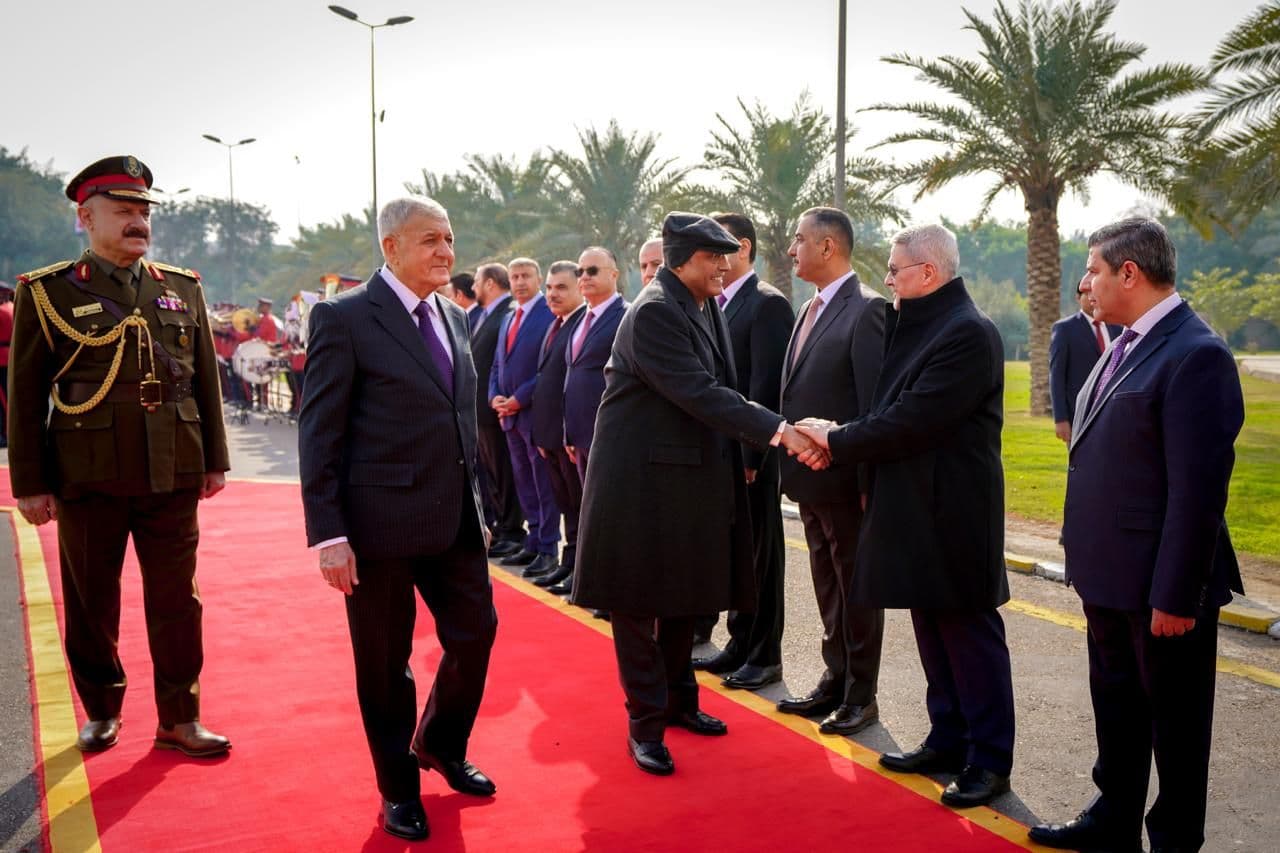 article gallery image