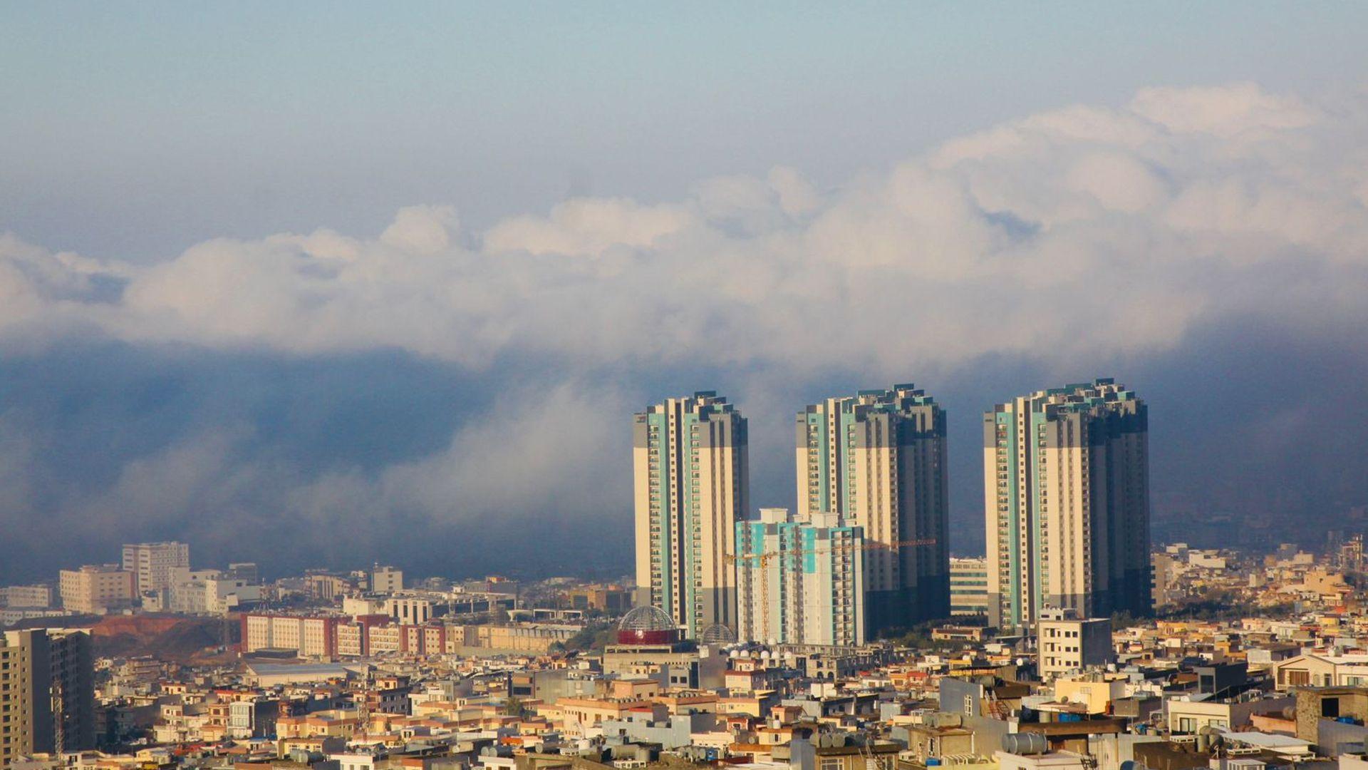 کەشناسی: ئەمڕۆ نمەباران دەبارێت و پلەکانی گەرماش نزمدەبنەوە