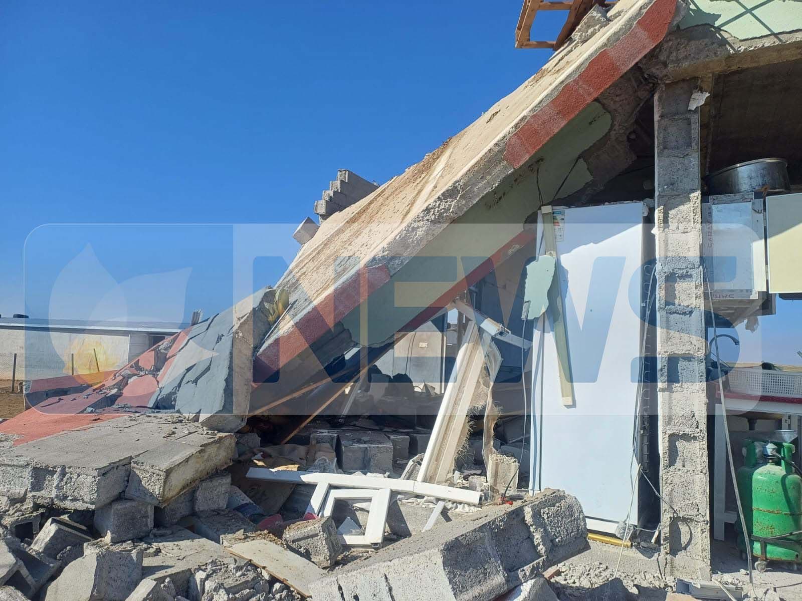 article gallery image