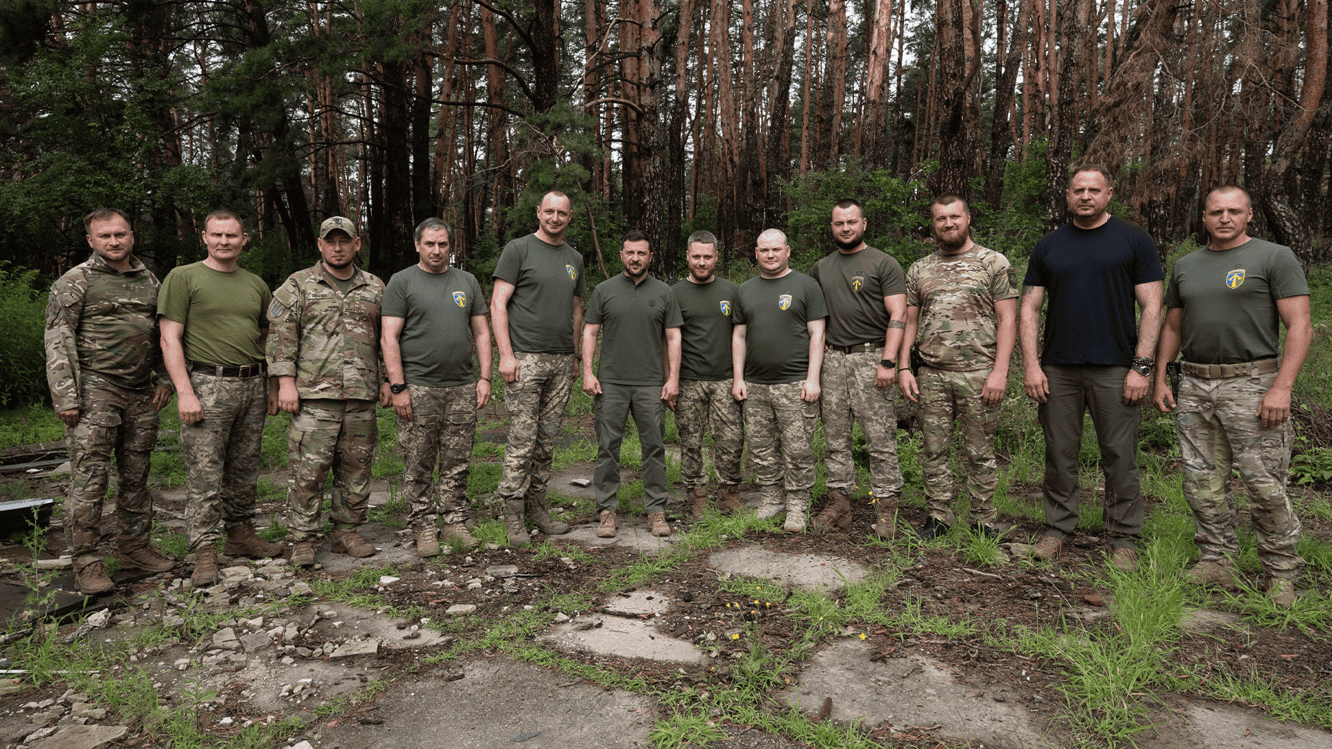 زێلێنسکی: شەڕ لەگەڵ چەکدارانی چین و پاکستان و ئەفریقا دەکەین