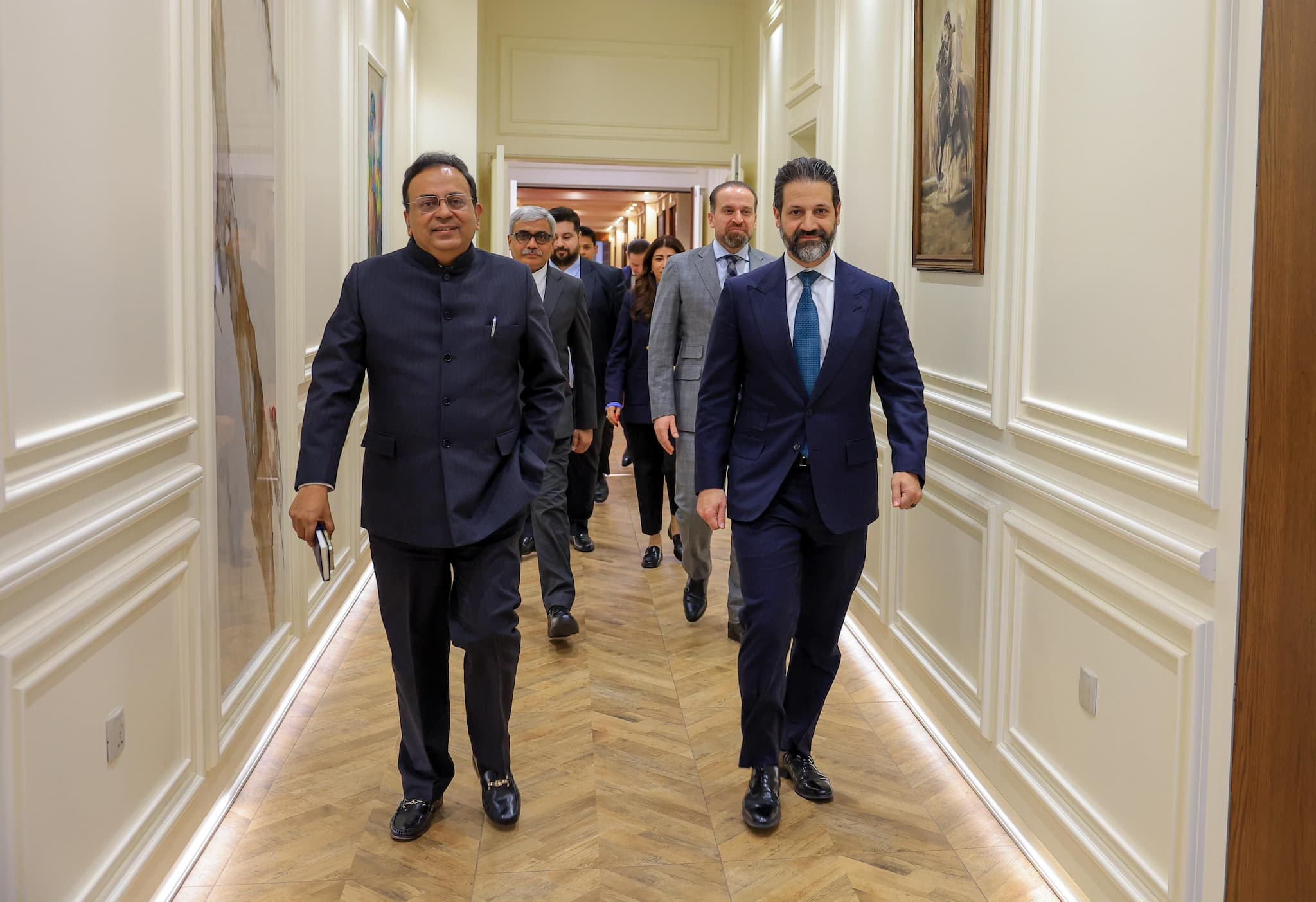 article gallery image