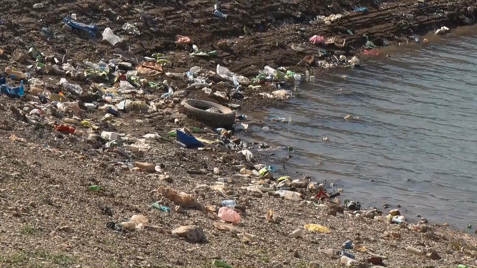 رێژەیەكی زۆر پلاستیك لە شوێنە گەشتیارییەكانی دهۆك فڕێدراوە