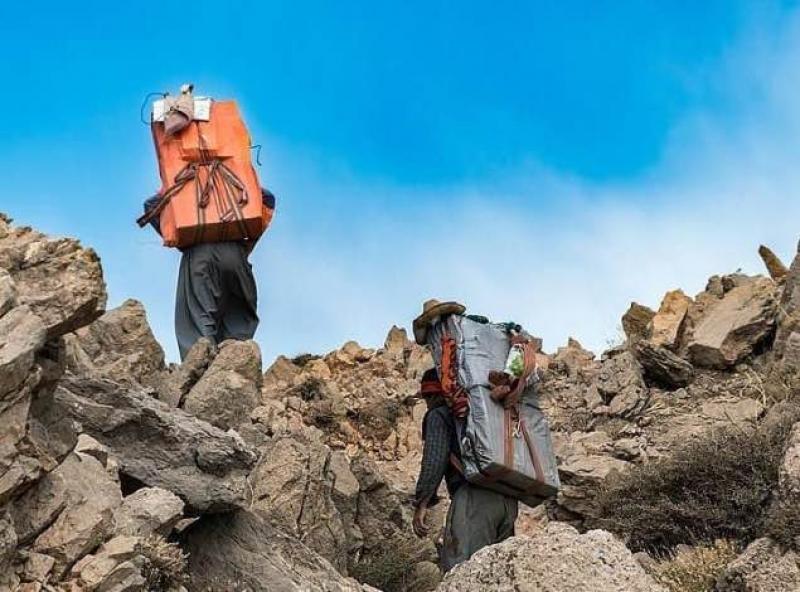 لە بانە و سەردەشت دوو کۆڵبەر بە دەستڕێژی گولـلەی پاسەوانی سنوور برینداربوون