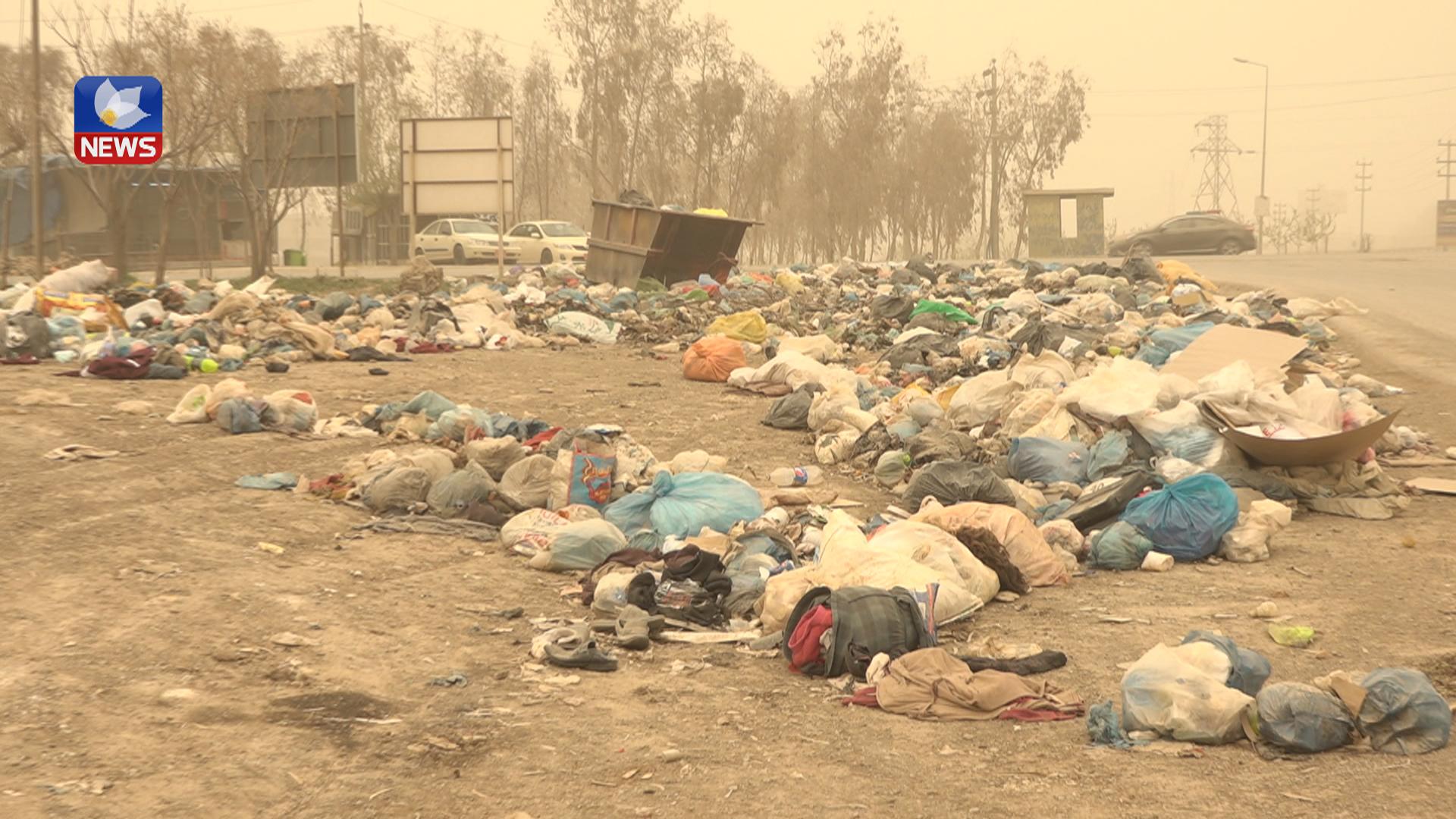 زیاتر لە ١٥ ڕۆژە کۆمپانیای کۆکردنەوەی خۆڵ و خاشاک لە بازیان کارەکانی ڕاگرتووە