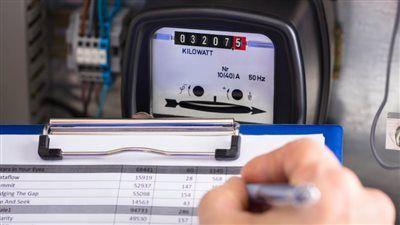 وزير الكهرباء يقرر تشكيل لجنة تحقيقية حول ارتفاع مبالغ الفواتير في البصرة