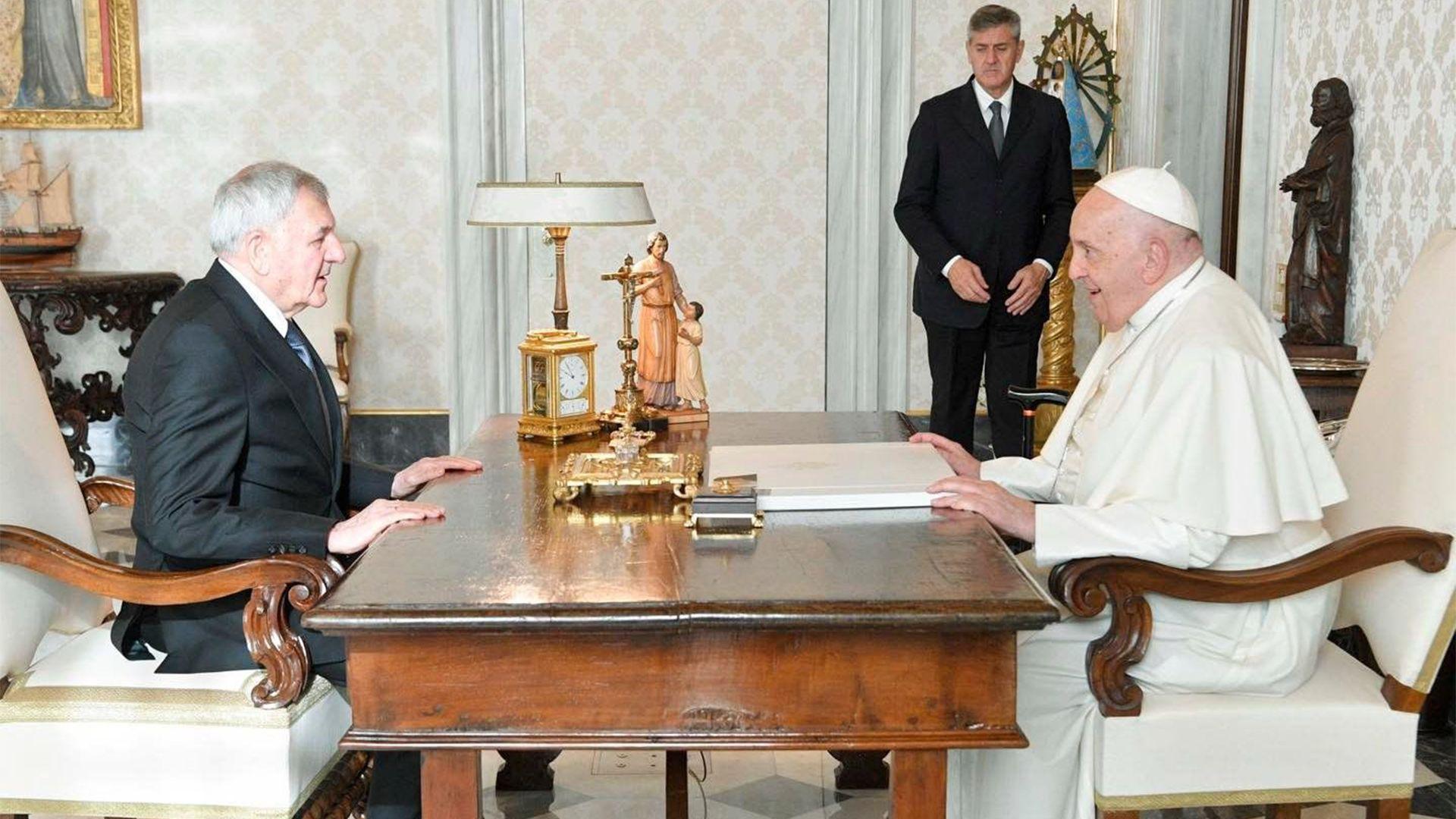 سەرۆک کۆمار: پاپا فرانسیس خزمەتێکی گەورەی بە پرسەکانی ئاشتی و لێبوردەیی کرد