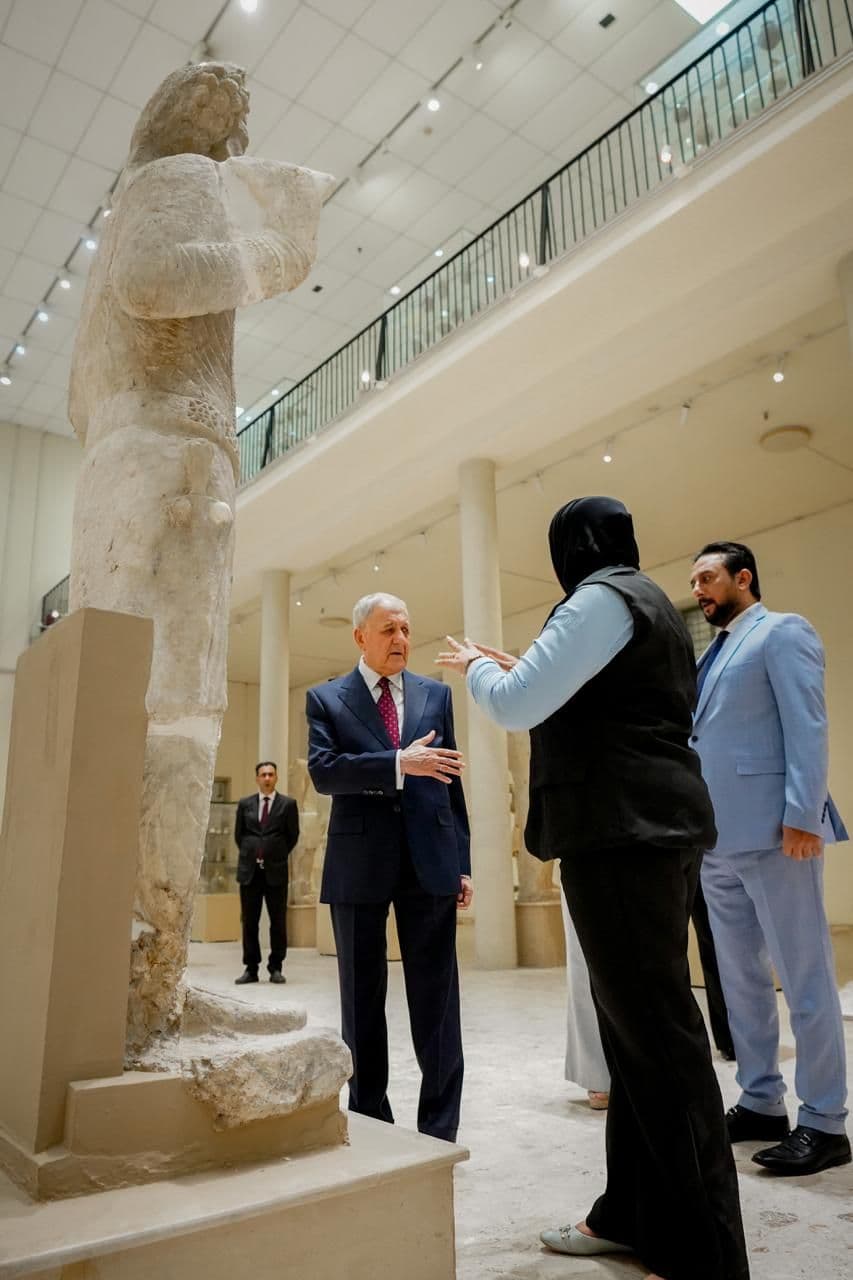 article gallery image