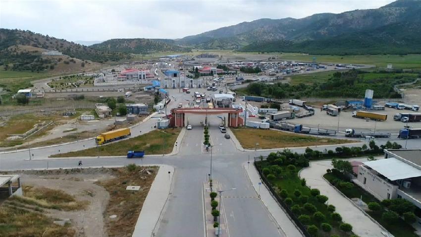 نزیکەی ١٢ ھەزار زیارەتکاری رۆژھەڵاتی کوردستان و ئێران لە باشماخەوە ھاتوونەتە ھەرێم