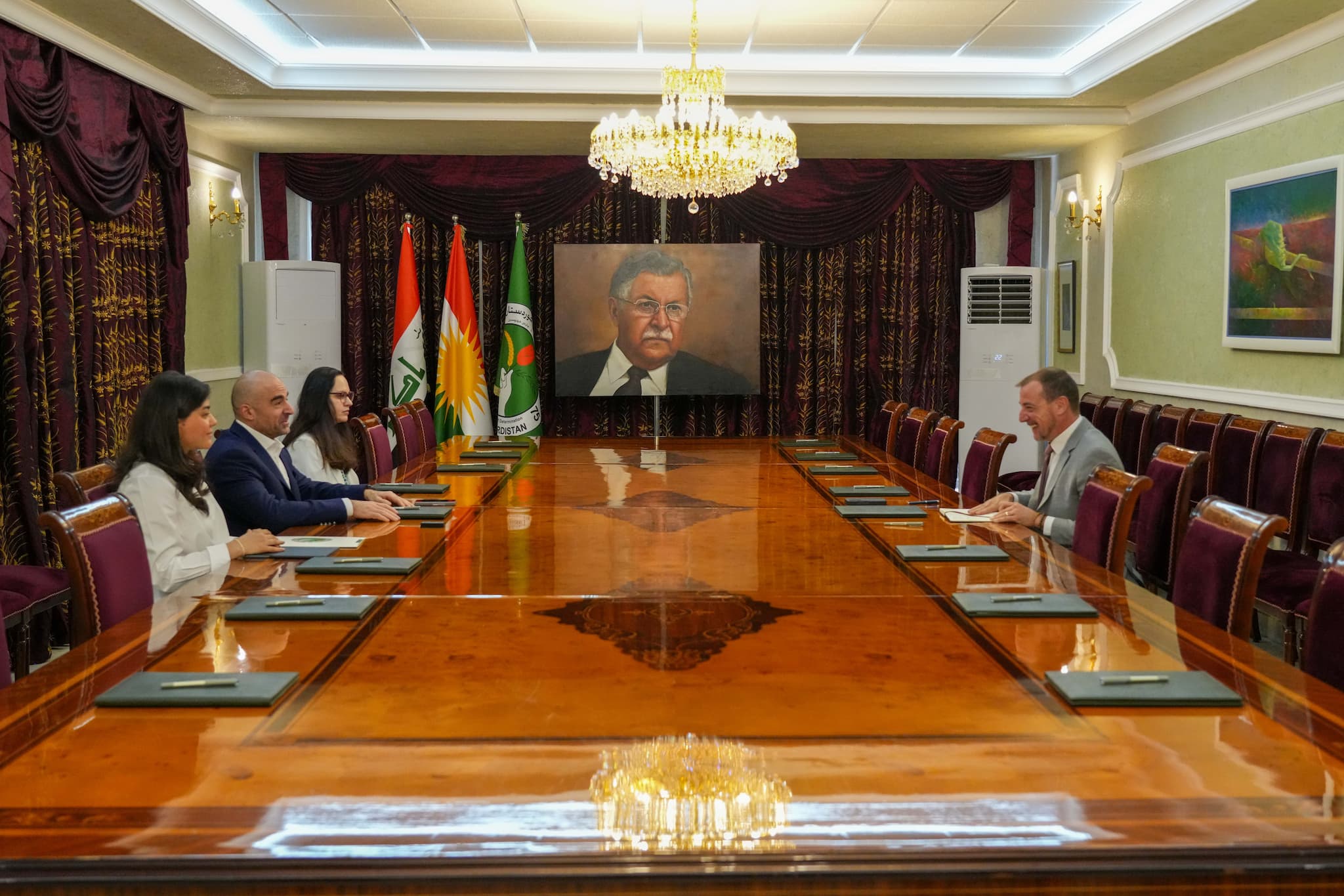 article gallery image