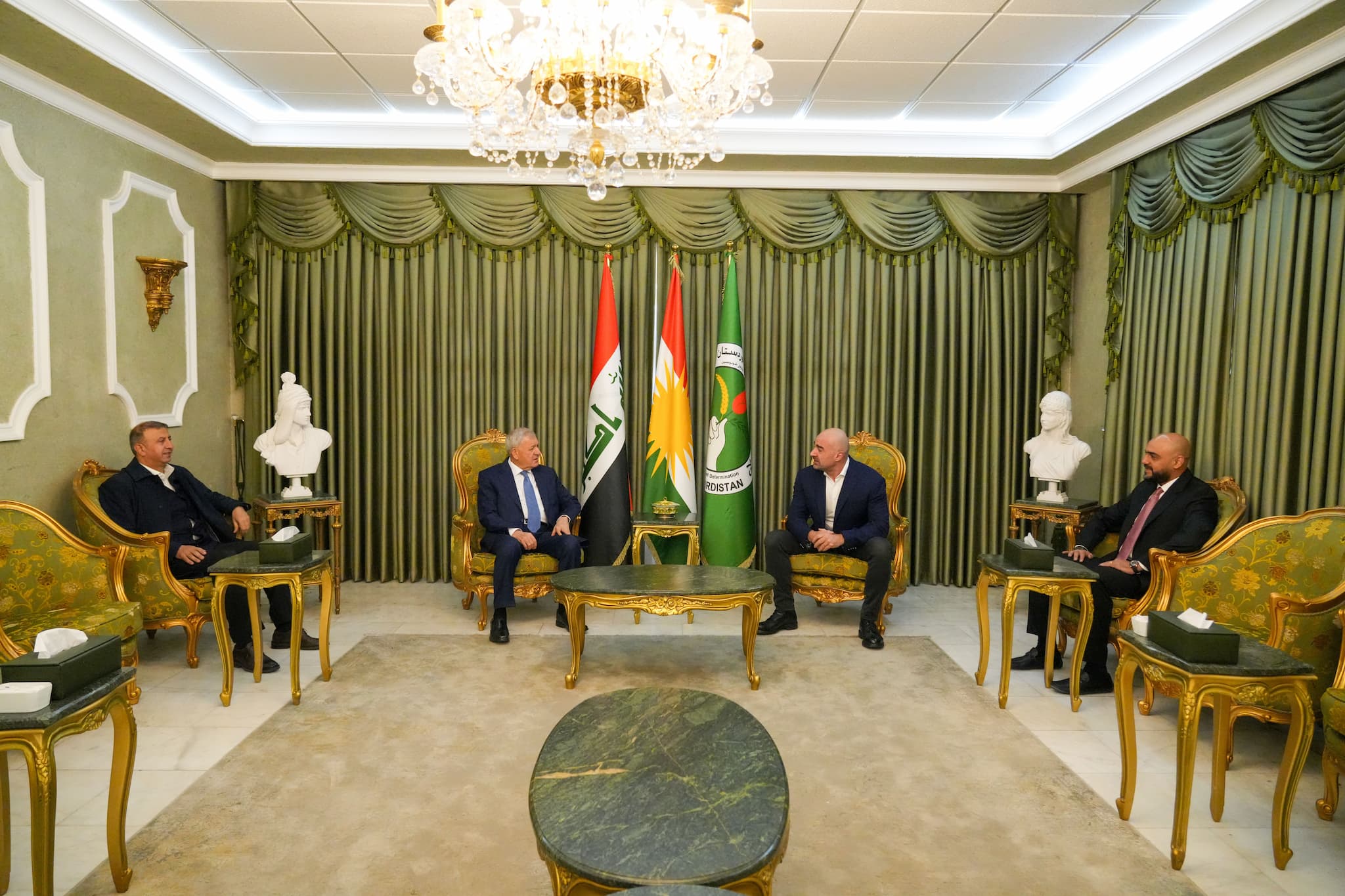 article gallery image