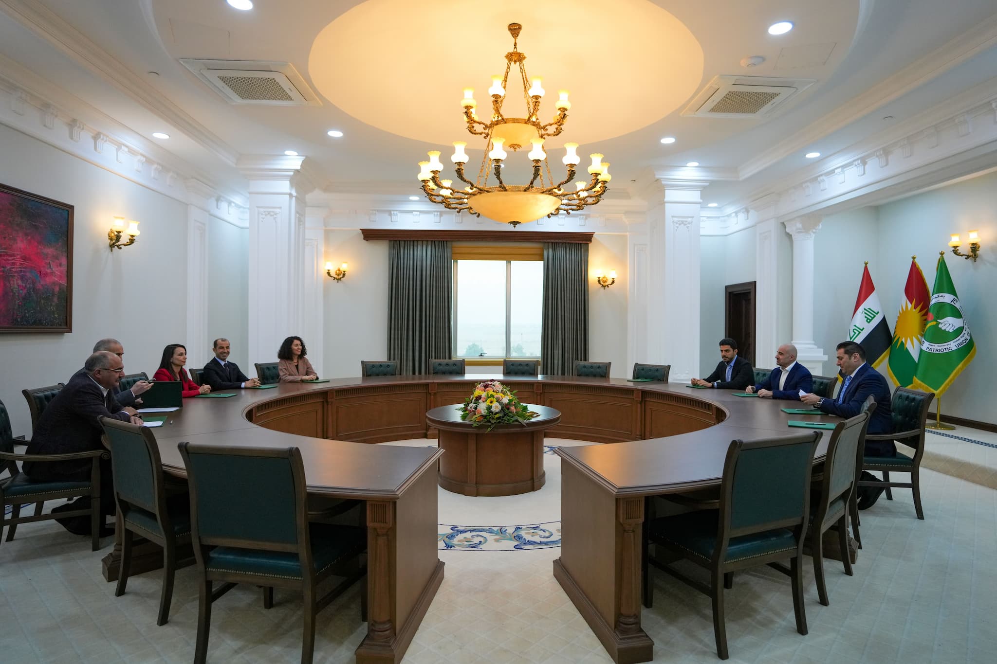 article gallery image