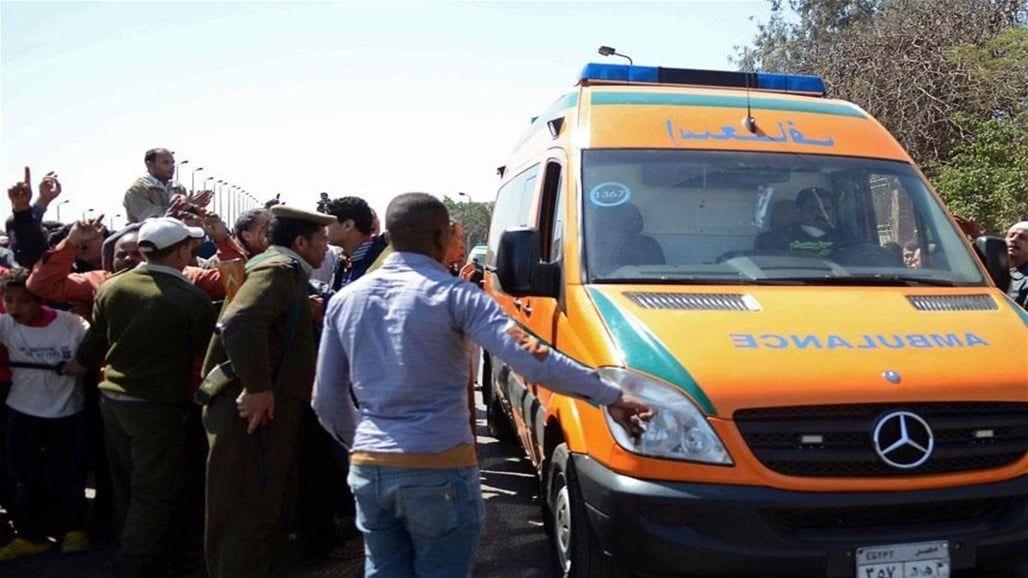 شخص يذبح زوجته وأولاده ويحرق والدته وشقيقه
