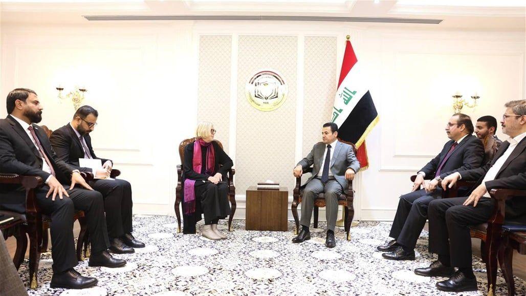 الأعرجي يطالب الأمم المتحدة بغلق مخيم الهول
