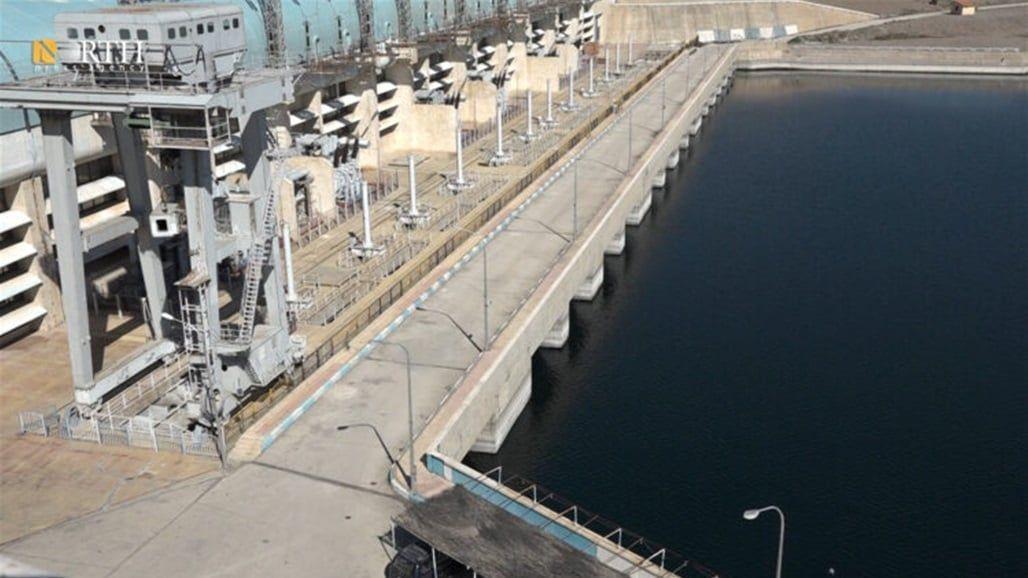 مهدد بالانهيار.. تركيا تقصف سد تشرين بالأسلحة الثقيلة
