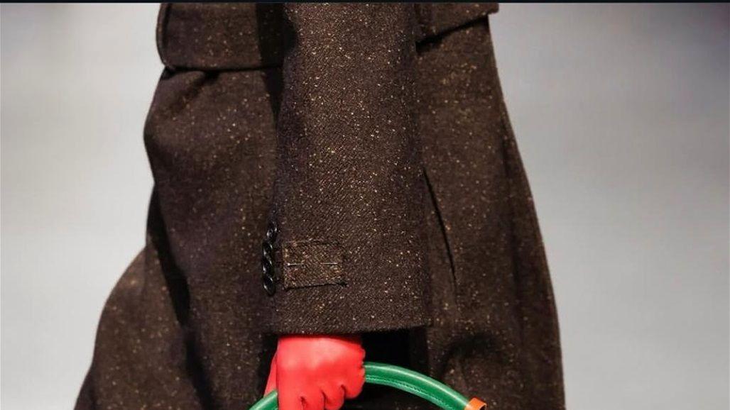 اليكم حقيبة على الموضة للتباهي بقلّة المال وفراغ الجيوب!