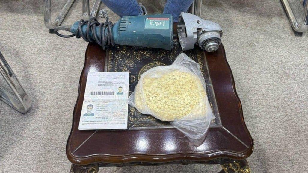 ضبط مسافر أجنبي بحوزته آلاف الحبوب المخدرة في الشلامجة