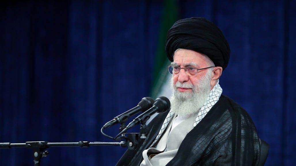 نواب إيرانيون يناشدون الخامنئي السماح بامتلاك القنبلة النووية