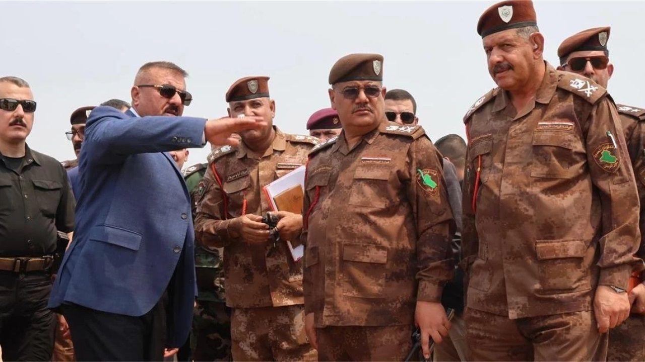 وزير الداخلية: نعمل ليل نهار لإنجاز مخافر حدودية في هور الحويزة لقطع طرق التهريب