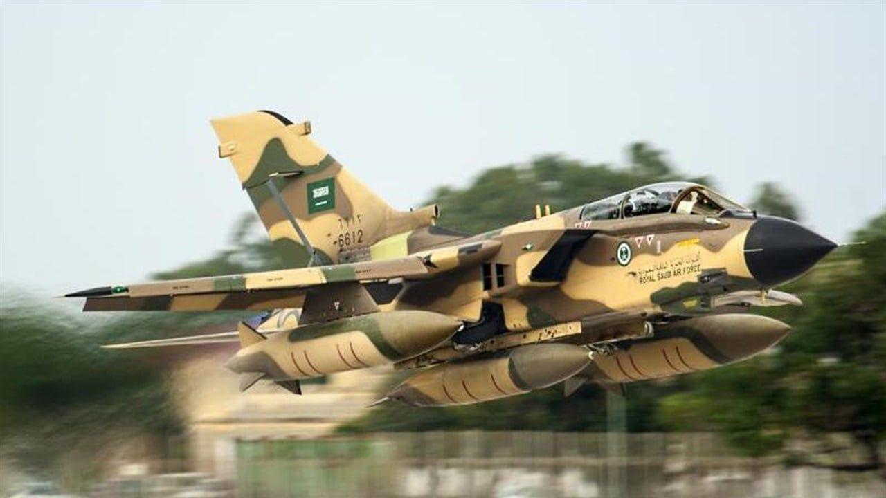 السعودية تشن غارات على اليمن