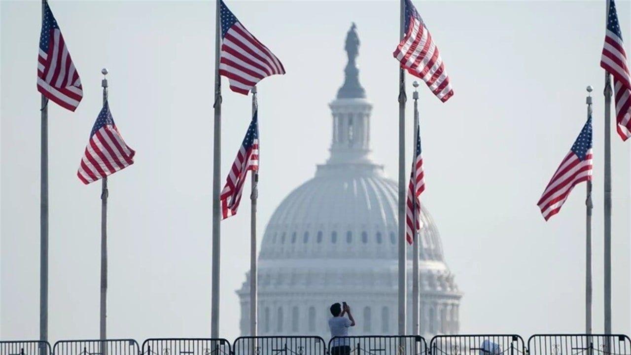 ما علاقة الصين.. طيار أمريكي سابق خلف القضبان