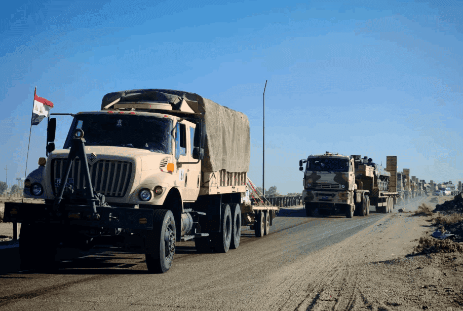  قطعات مدرعة عراقية تتجه الى الحدود مع سوريا