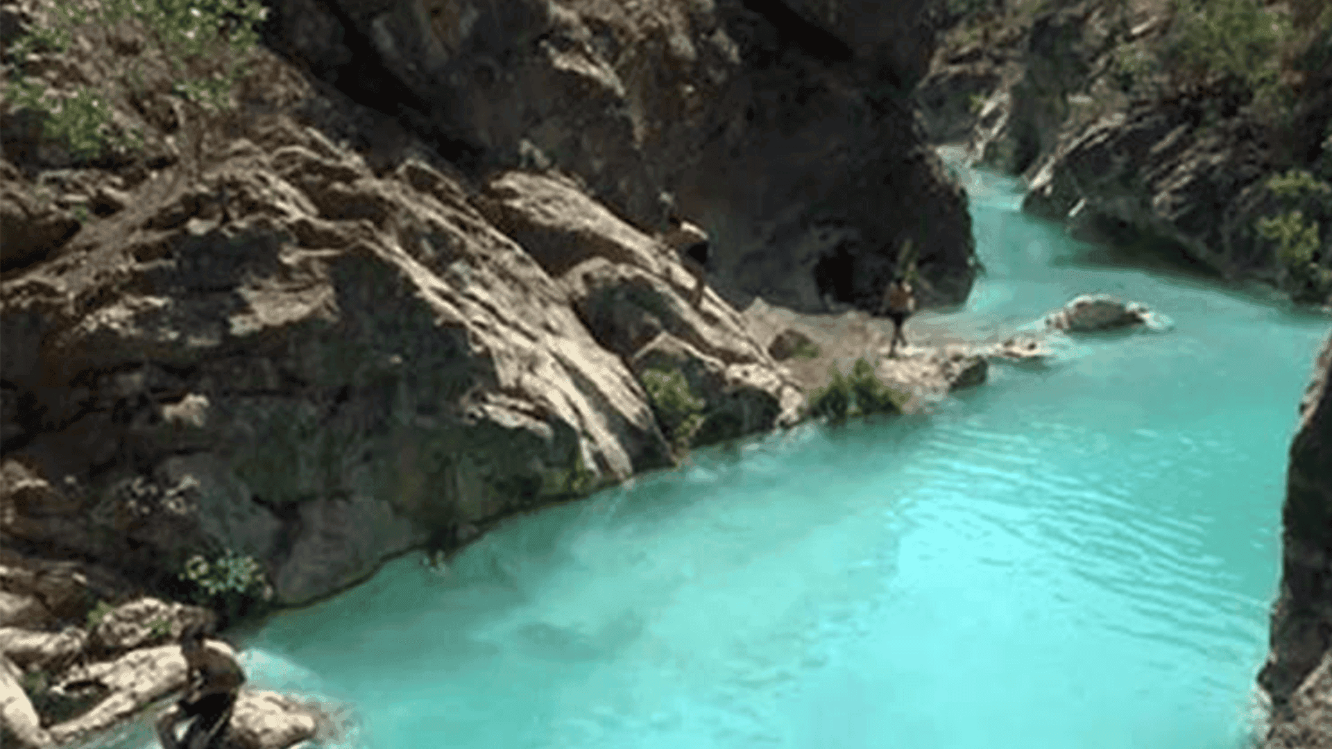 گەشتیارێکی عەرەب لە گەلی شێرانە لە دێرەلوک خنکا