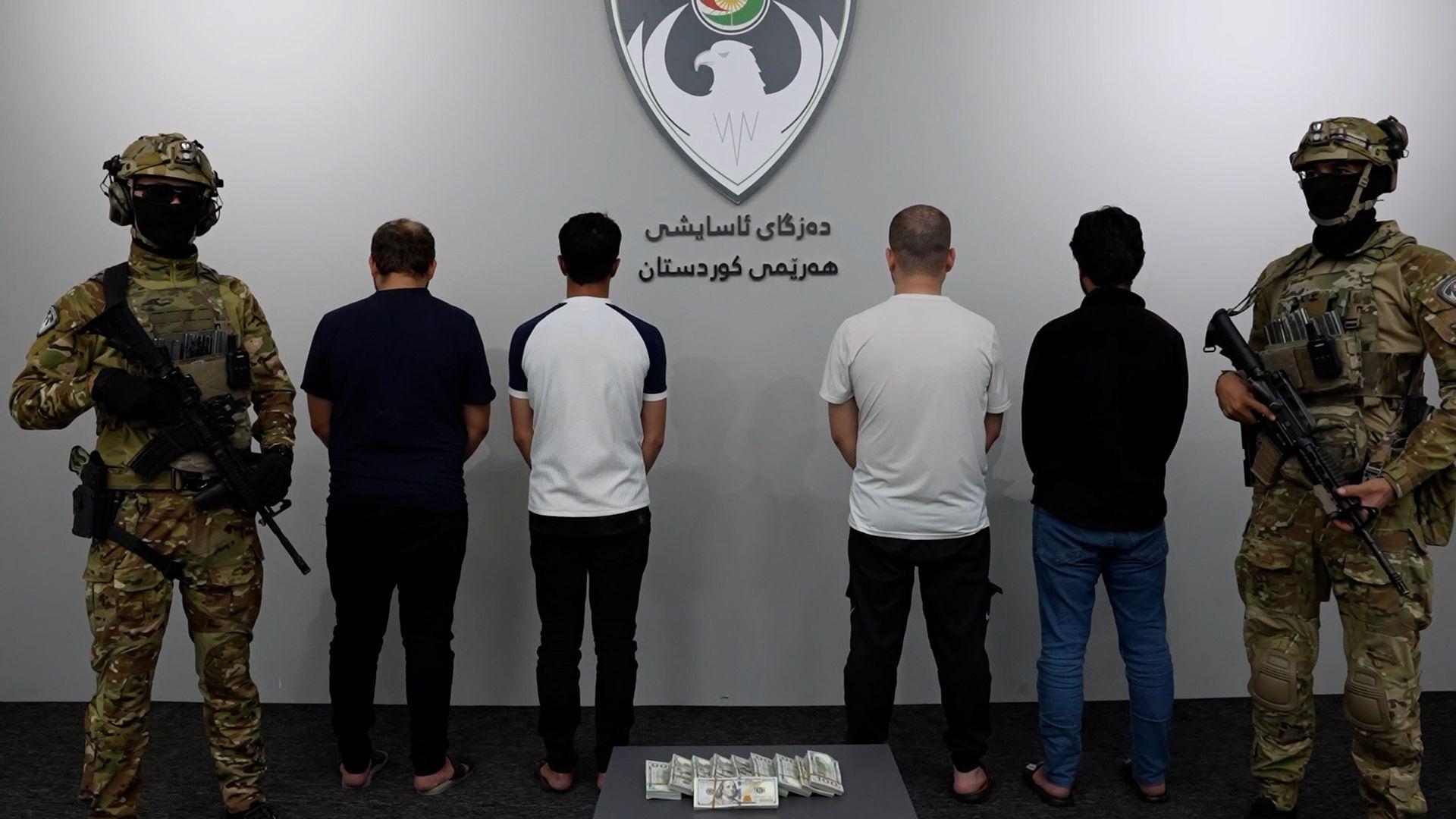 بە تۆمەتی دزینی 100 هەزار دۆلار چوار تۆمەتبار دەستگیر کران