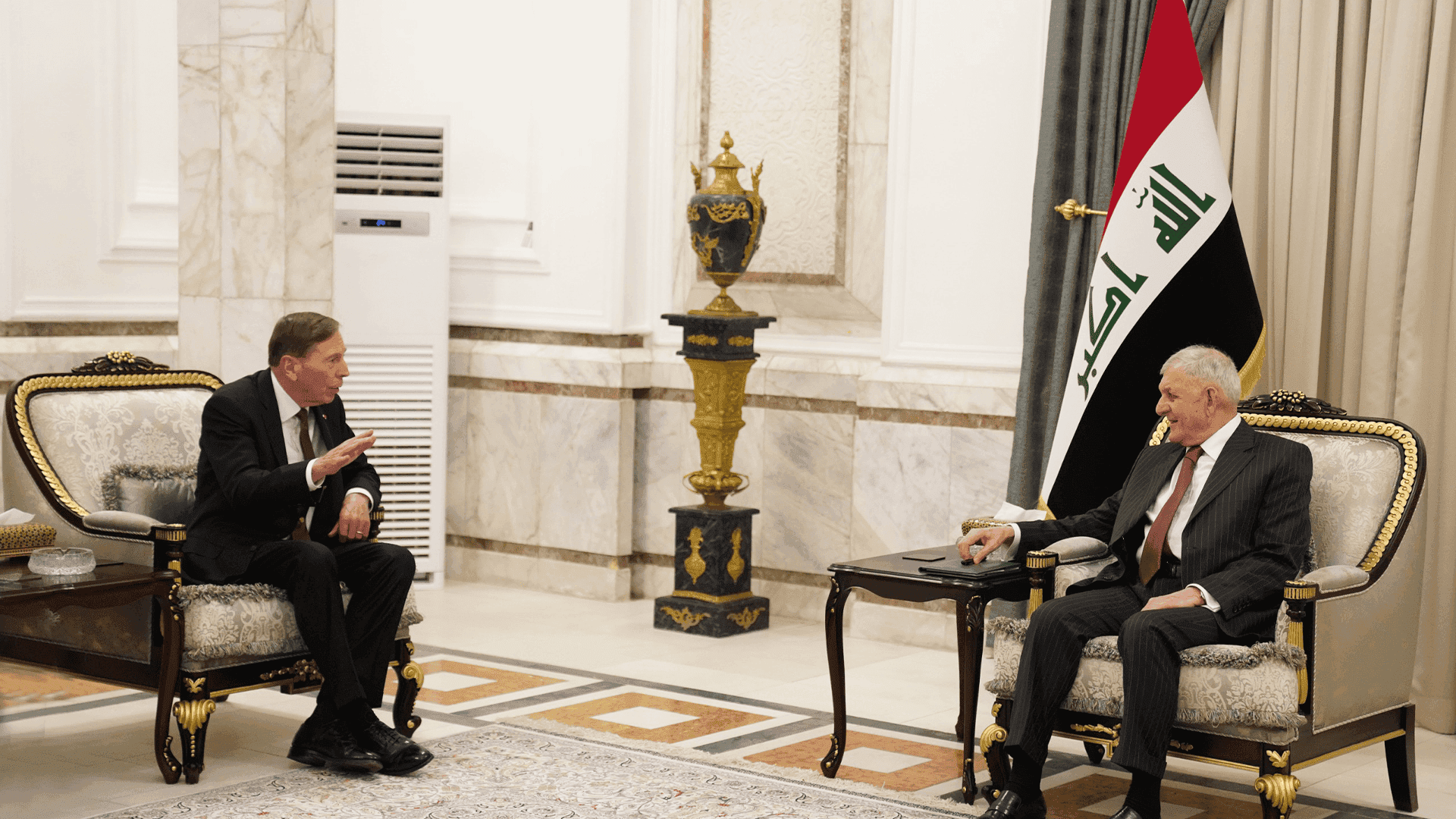 سەرۆک کۆمار لەپێشوازی ژەنەڕاڵ دەیڤید پێترایۆسدا جەخت لەگرنگی هاوکاری ستراتیژی دەکاتەوە