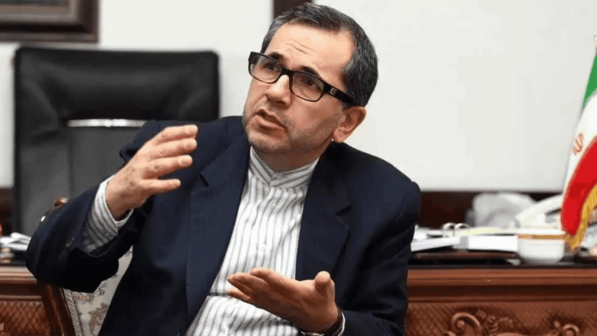  یاریدەدەری وەزیری دەرەوەی ئێران: ئەگەر ئەمەریکا هەڕەشە بەلاوە بنێت، زەمینەی رێککەوتن هەیە