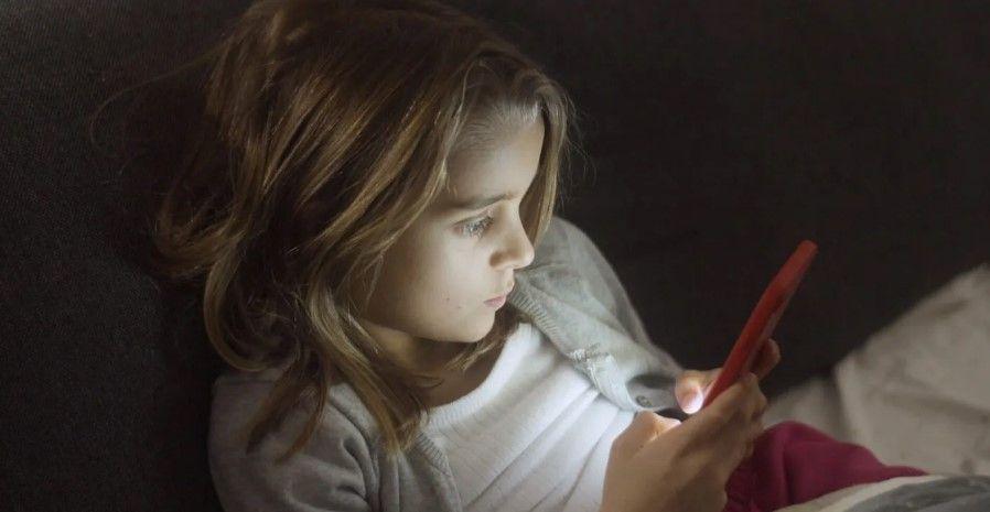 أستراليا تدرس حظر استخدام وسائل التواصل دون 16 عاماً
